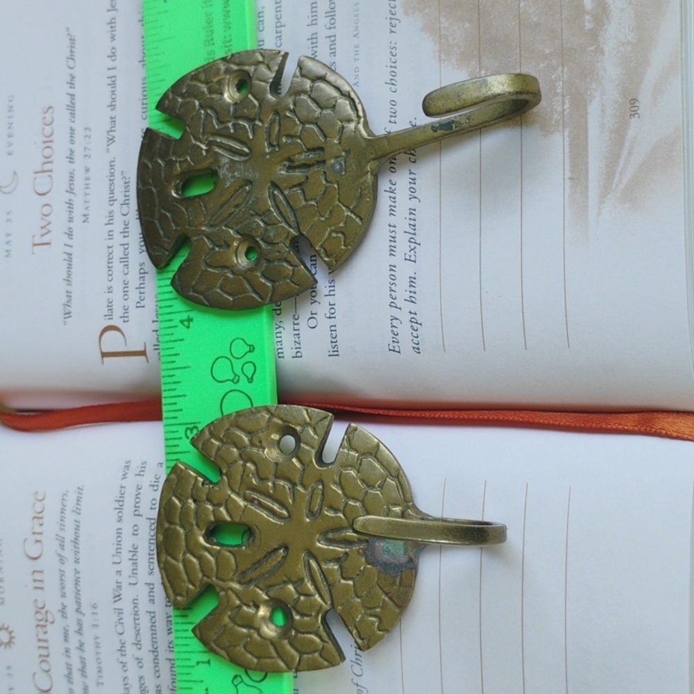 SAND DOLLAR HOOKS PAIR NANCO Mid Century Modern Solid BRASS Sculpture